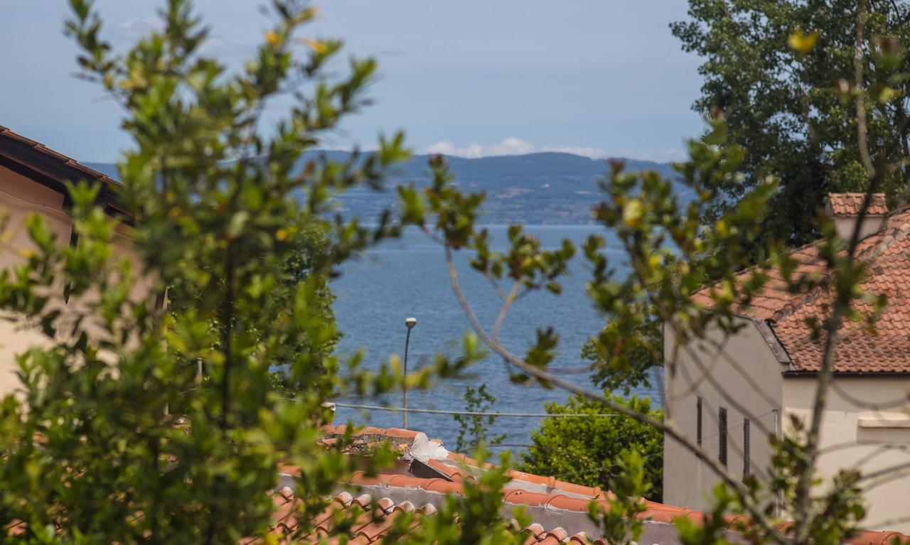 Lako Hostel Capodimonte Luaran gambar